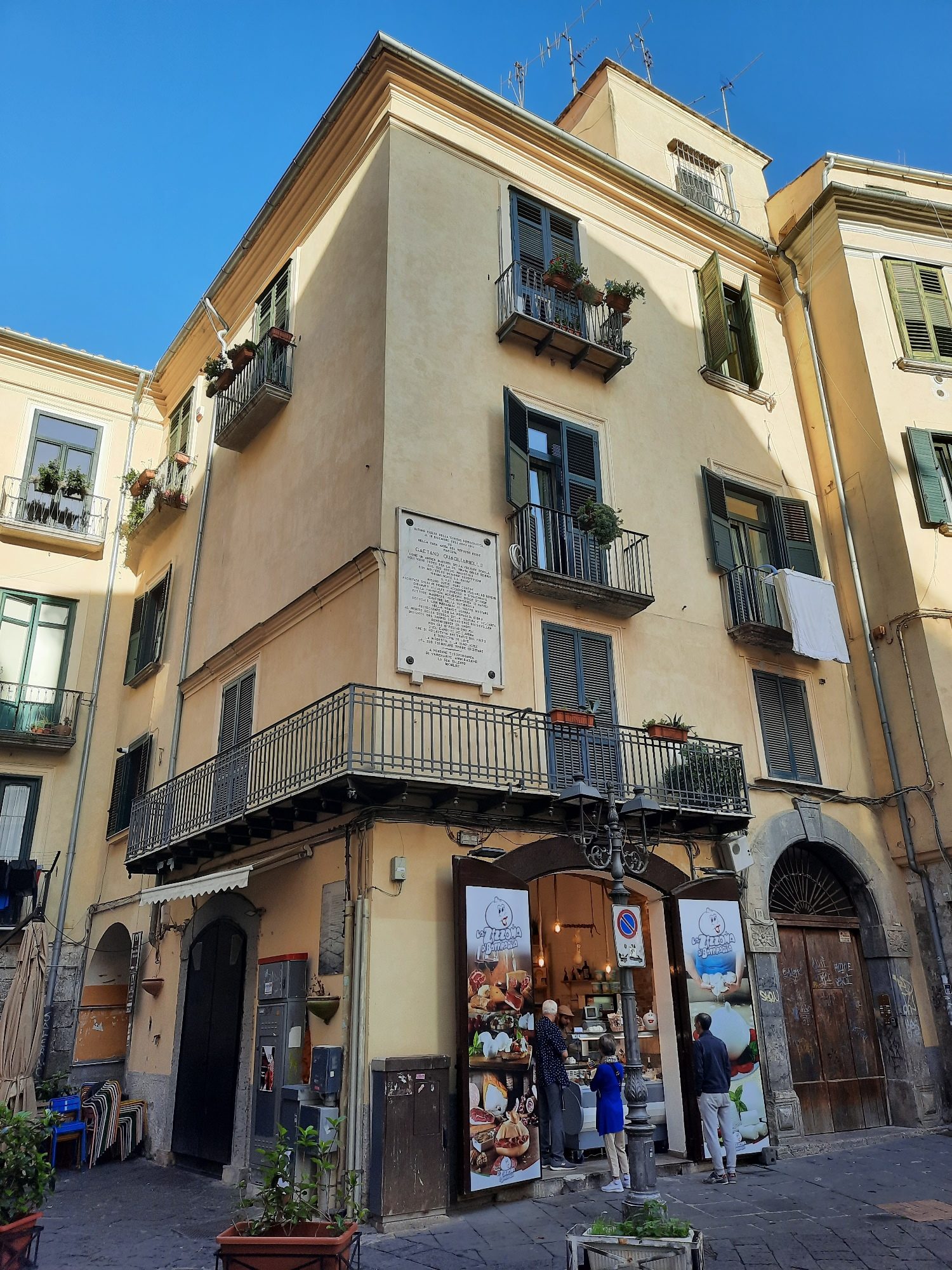 Gaetano Quagliariello's birthplace, Salerno - 01.jpg